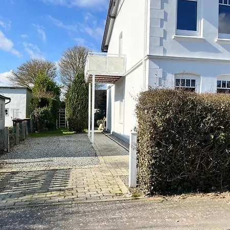 Haus Sonnenhof Sonnenhof 6 - Mariam Apartment Kellenhusen